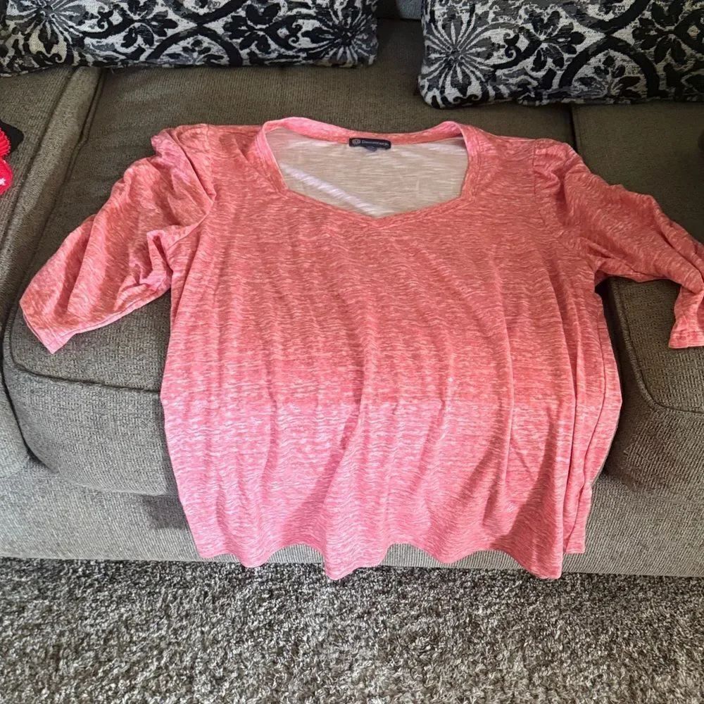 Democracy Coral V-Neck Blouse